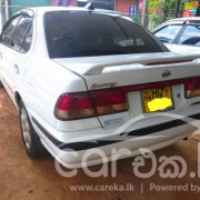 NISSAN SUNNY 2001