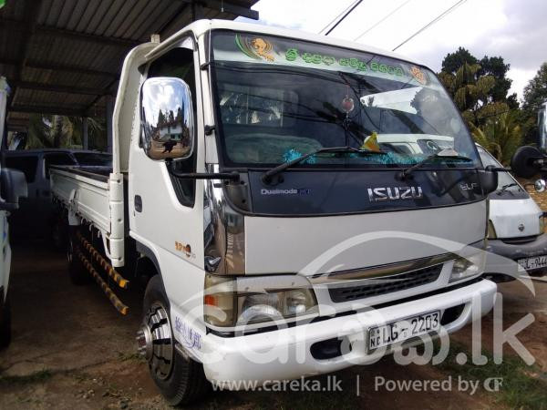 ISUZU NKR 2003