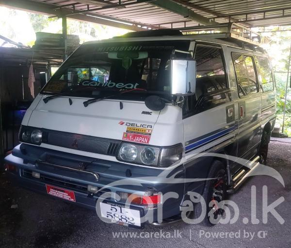 MITSUBISHI DELICA 1987