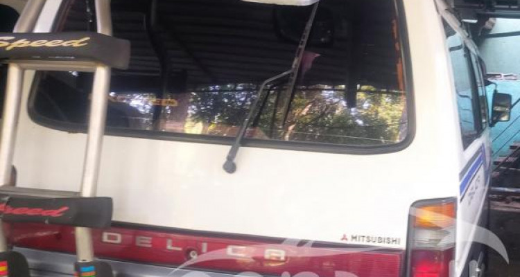 MITSUBISHI DELICA 1987