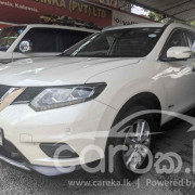 NISSAN X TRAIL 2015