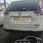 NISSAN X TRAIL 2015