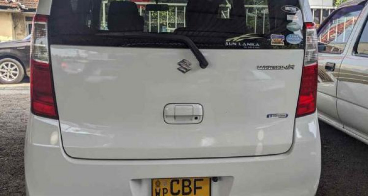SUZUKI WAGON R 2016