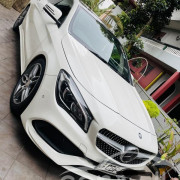 MERCEDES BENZ CLA180 2017