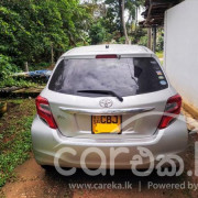 TOYOTA VITZ 2016