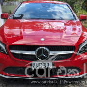 MERCEDES BENZ CLA180 2017