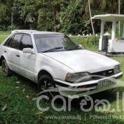 MAZDA FAMILIA 1987