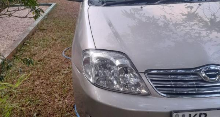 TOYOTA COROLLA 121 2002