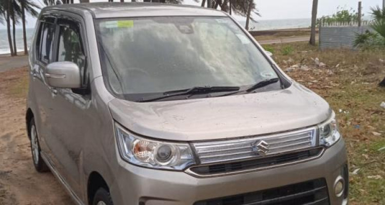 SUZUKI WAGON R STINGRAY 2014