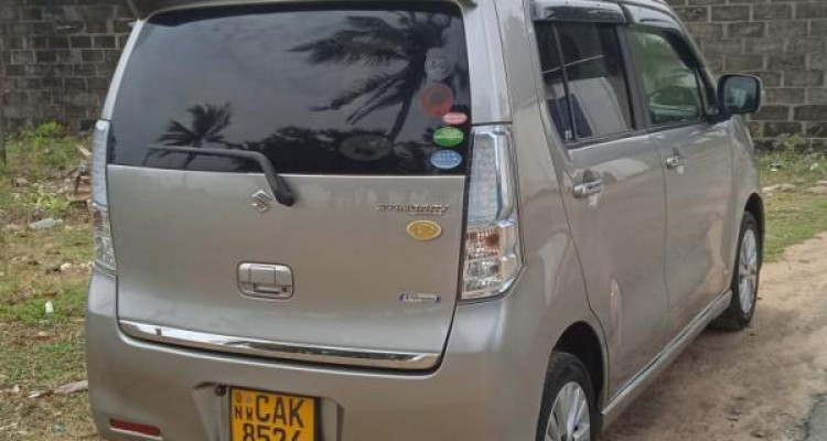SUZUKI WAGON R STINGRAY 2014