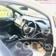 NISSAN LEAF 2015