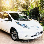 NISSAN LEAF 2015