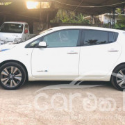 NISSAN LEAF 2015