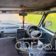 MITSUBISHI MINICAB 2003