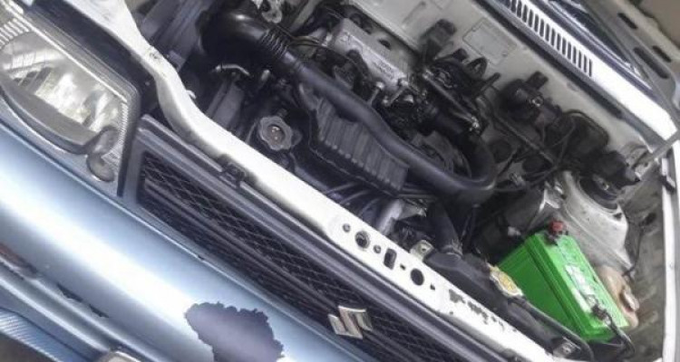 SUZUKI MARUTI 800 1996