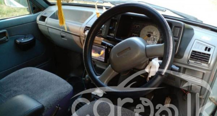 SUZUKI MARUTI 800 1996
