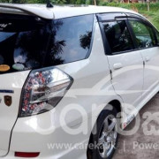 HONDA FIT SHUTTLE 2012