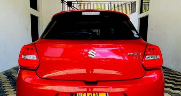 SUZUKI SWIFT RS 2017
