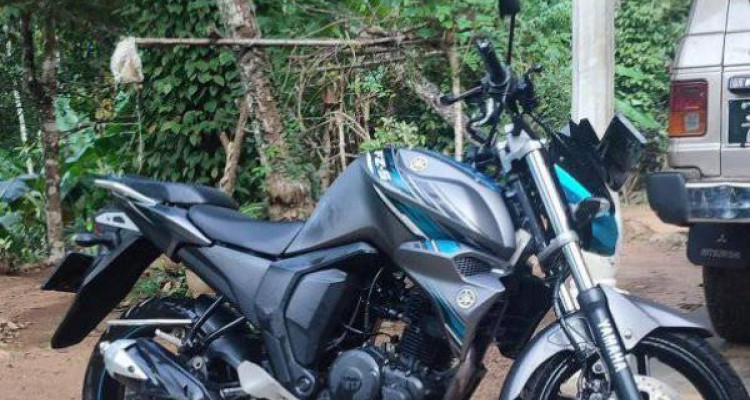 YAMAHA FZ S 2017
