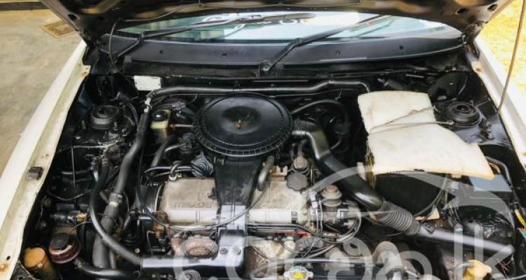 MAZDA FAMILIA 323 1990