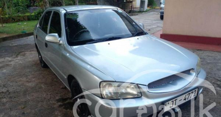 HYUNDAI ACCENT 2002