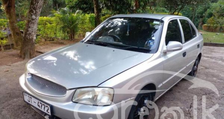 HYUNDAI ACCENT 2002