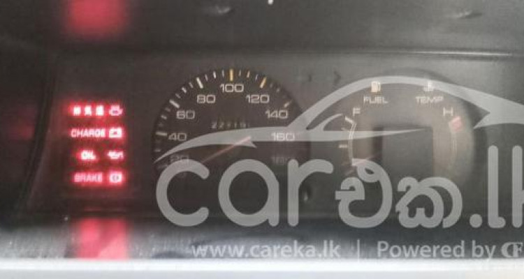 TOYOTA COROLLA DX WAGON KE72 1983