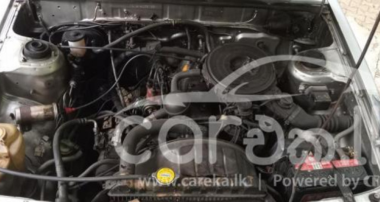 TOYOTA COROLLA DX WAGON KE72 1983