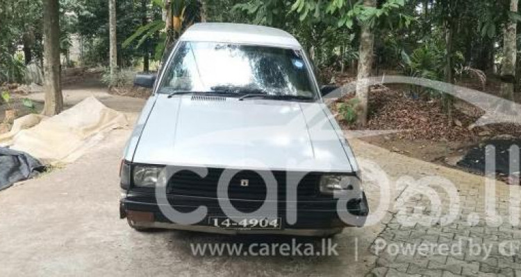 TOYOTA COROLLA DX WAGON KE72 1983