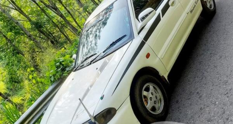 MITSUBISHI LANCER CB8 1993