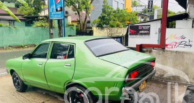 NISSAN SUNNY B211 1976