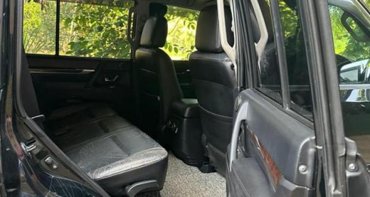 MITSUBISHI MONTERO V6 2010