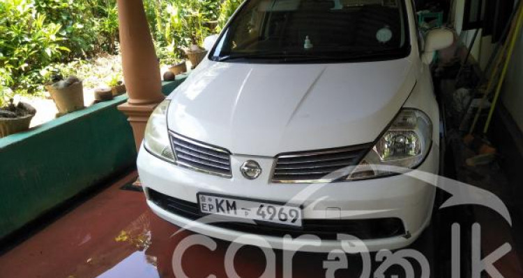NISSAN TIIDA 2007