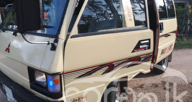 MITSUBISHI DELICA 1984