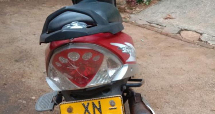 TVS SCOOTY STREAK 2011