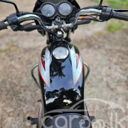 BAJAJ CT100 2014