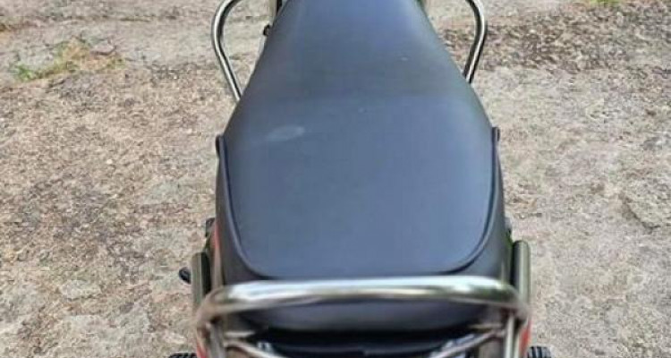 BAJAJ CT100 2014