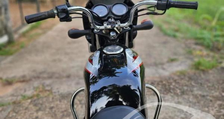 BAJAJ CT100 2014