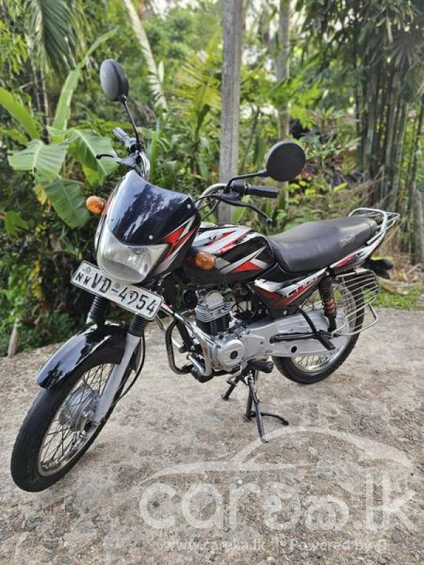 BAJAJ CT100 2010