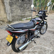 BAJAJ CT100 2010