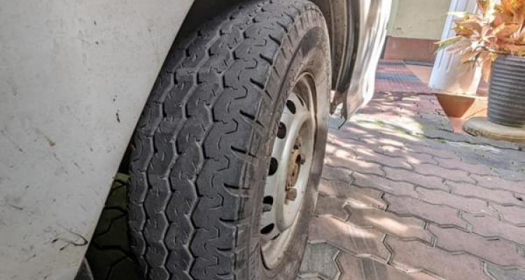 DAIHATSU HIJET 2000