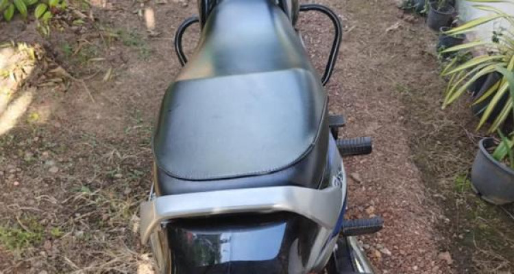 BAJAJ CT100 2022