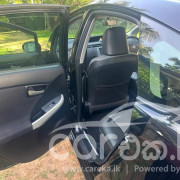 TOYOTA PRIUS 2013
