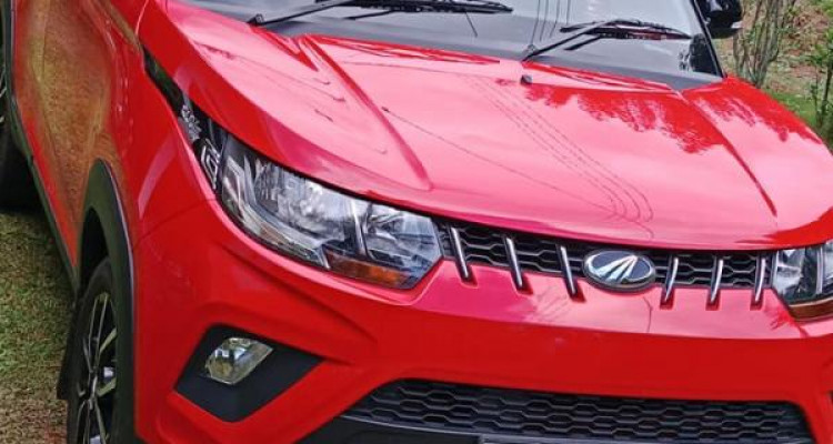 MAHINDRA KUV100 2021