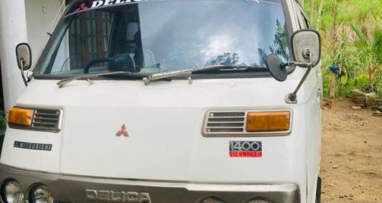 MITSUBISHI DELICA 1978