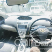 TOYOTA YARIS 2008