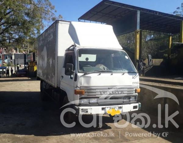 TOYOTA DYNA 1992