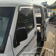 MITSUBISHI MINICAB 2000