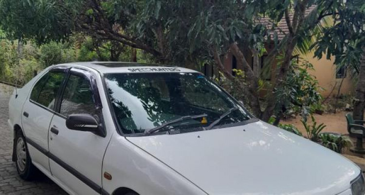 NISSAN PRIMERA 1995