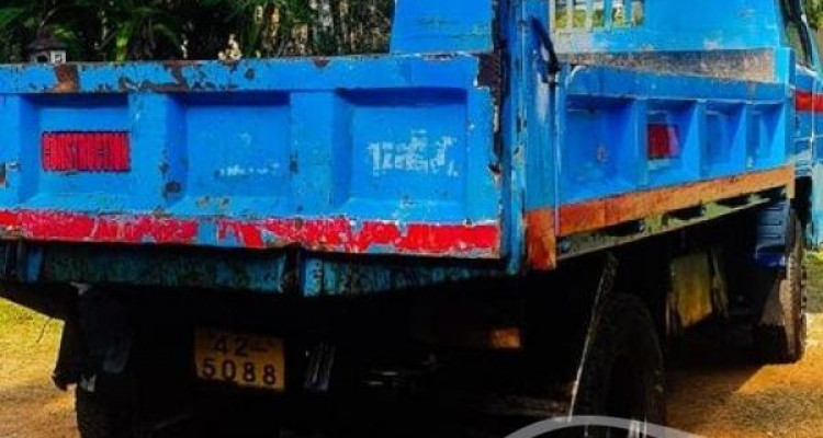 ISUZU NPR 1996